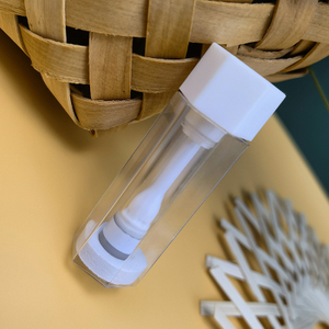 Botellas de plástico hexagonales a prueba de niños